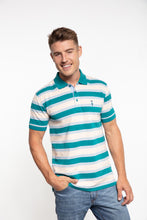 Load image into Gallery viewer, Skier